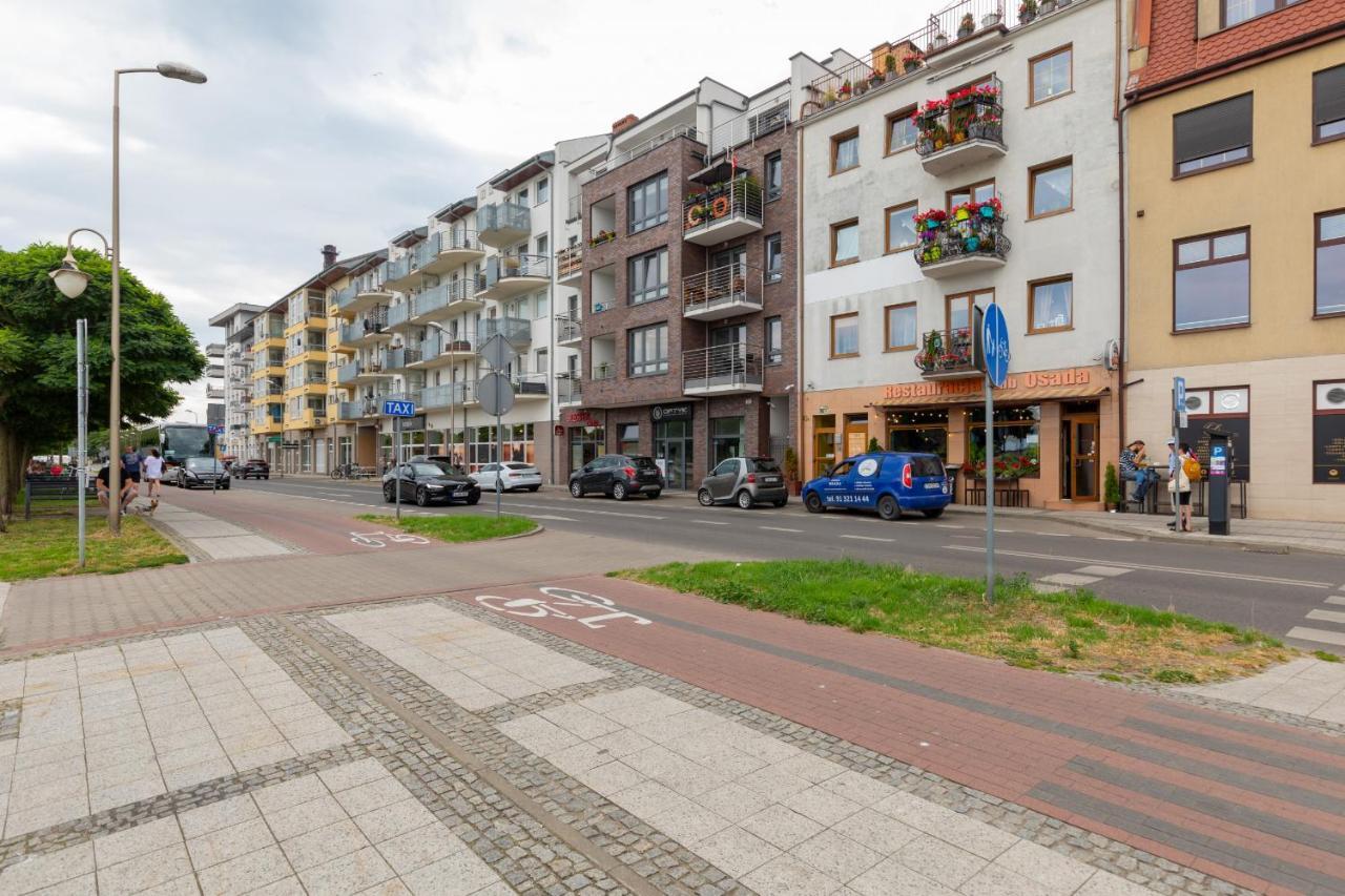 Przestronny Apartament Z Balkonem - Przy Porcie - Swinoujscie By Noclegi Renters Exteriör bild